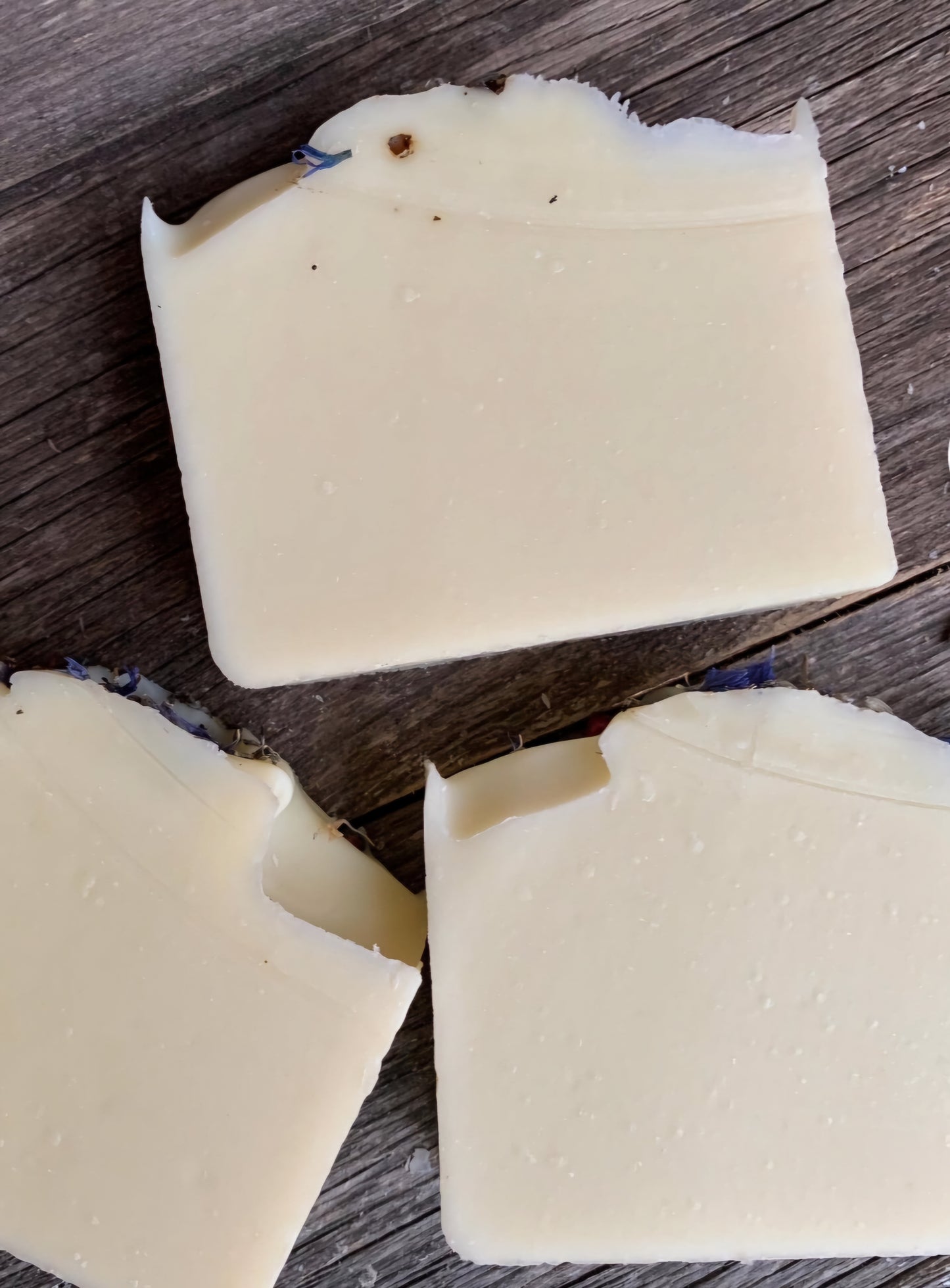 Vegan Lavender Soap - Natural Soap with Essential Oils - Made in Canada