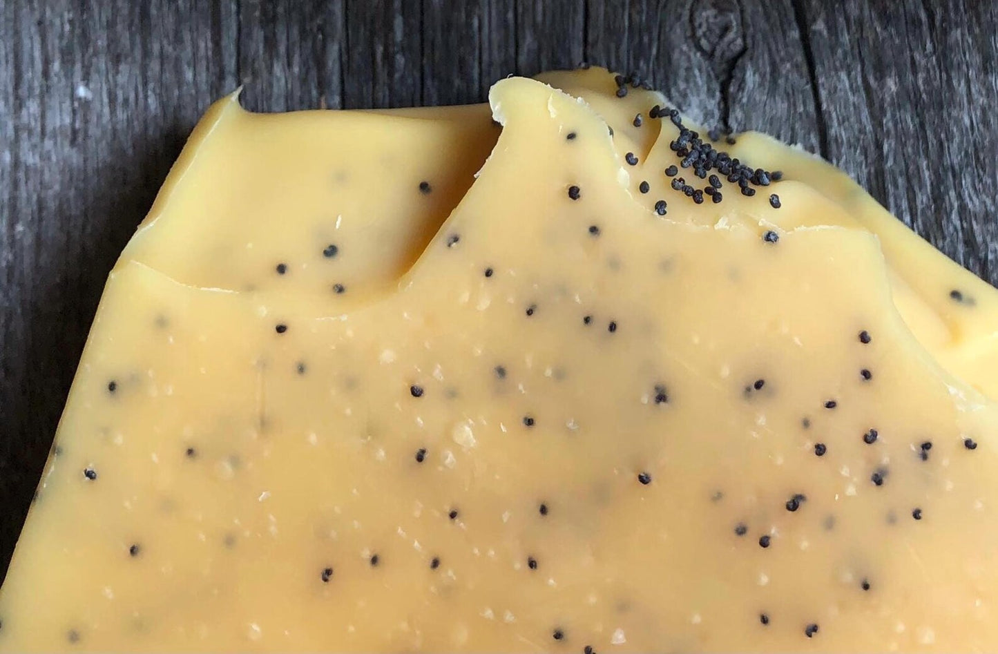Vegan Bar Soap - Lemon Poppyseed Soap - Made in Canada